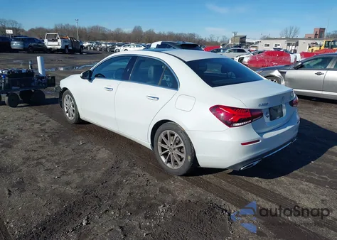 2020 Mercedes-Benz A 220 4Matic из США, поврежденный, VIN WDD3G4FB9LW036222